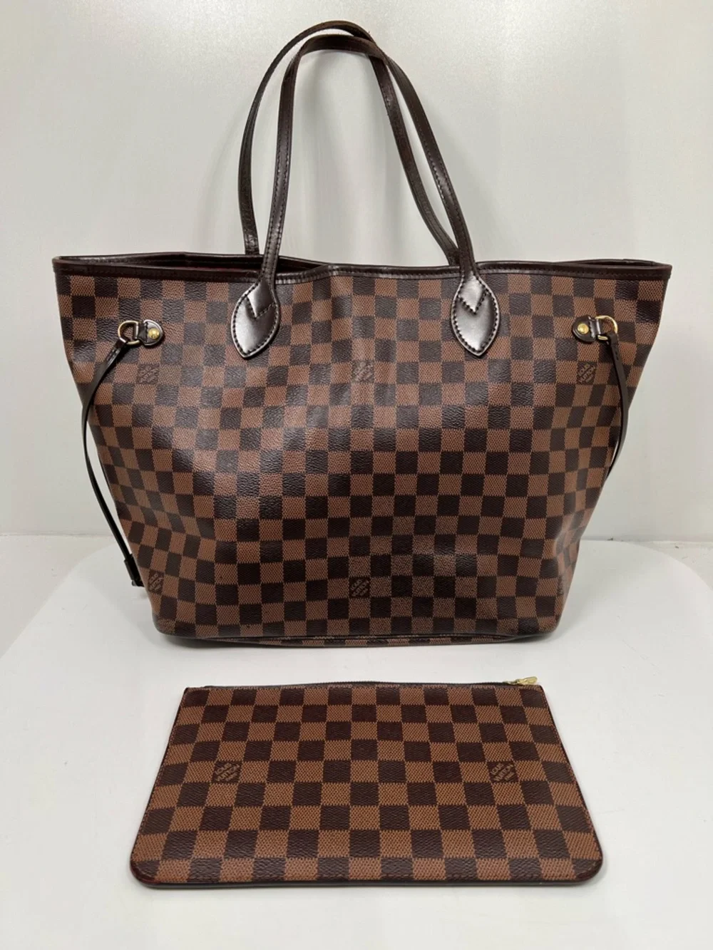 Louis Vuitton Neverfull MM Damier Ebene Tote w/ Pouch Red Interior + Pouch - Picture 1 of 15
